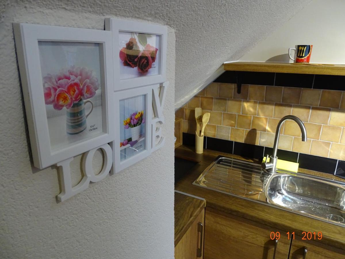 פרישטינה Ora-Prn,Cosy Apartment In The City Center מראה חיצוני תמונה